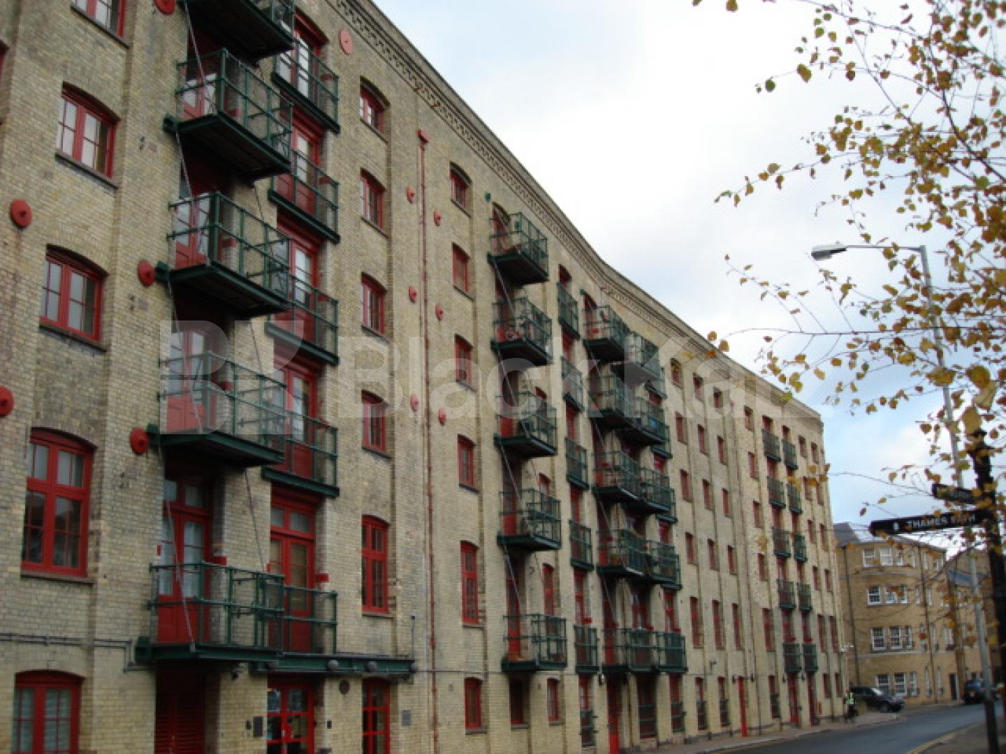 			NEW INSTRUCTION, 2 Bedroom, 1 bath, 1 reception Apartment			 Globe Wharf, Rotherhithe Street, Rotherhithe